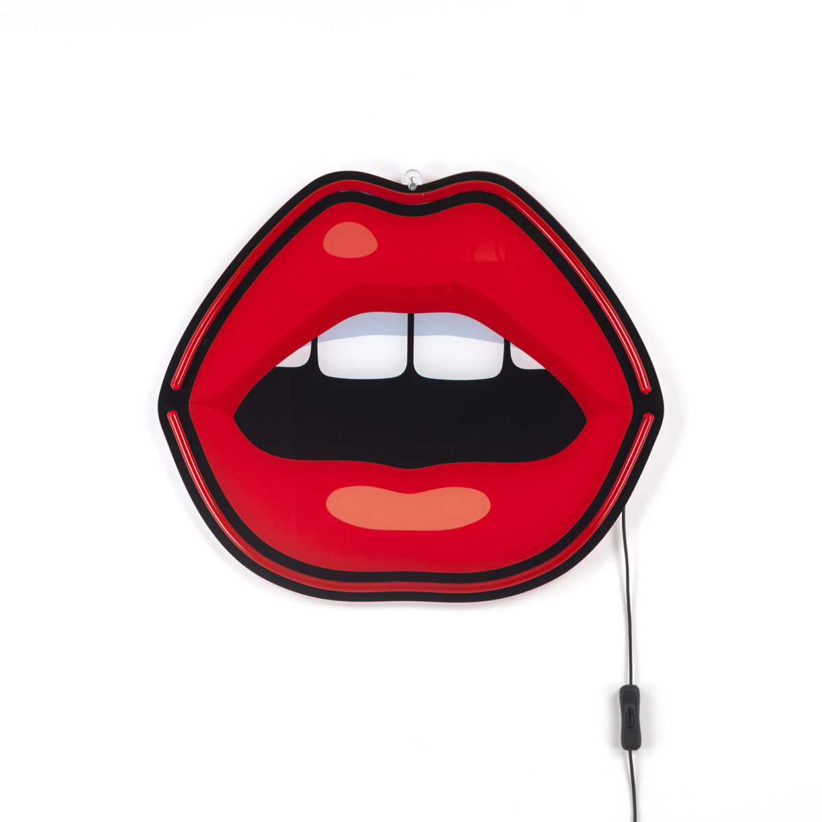 Seletti-Studio-Job-Led-Lamp-Mouth-131004.jpg