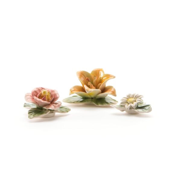 Flower Attitude Set of 3 Magnetic Flowers #1