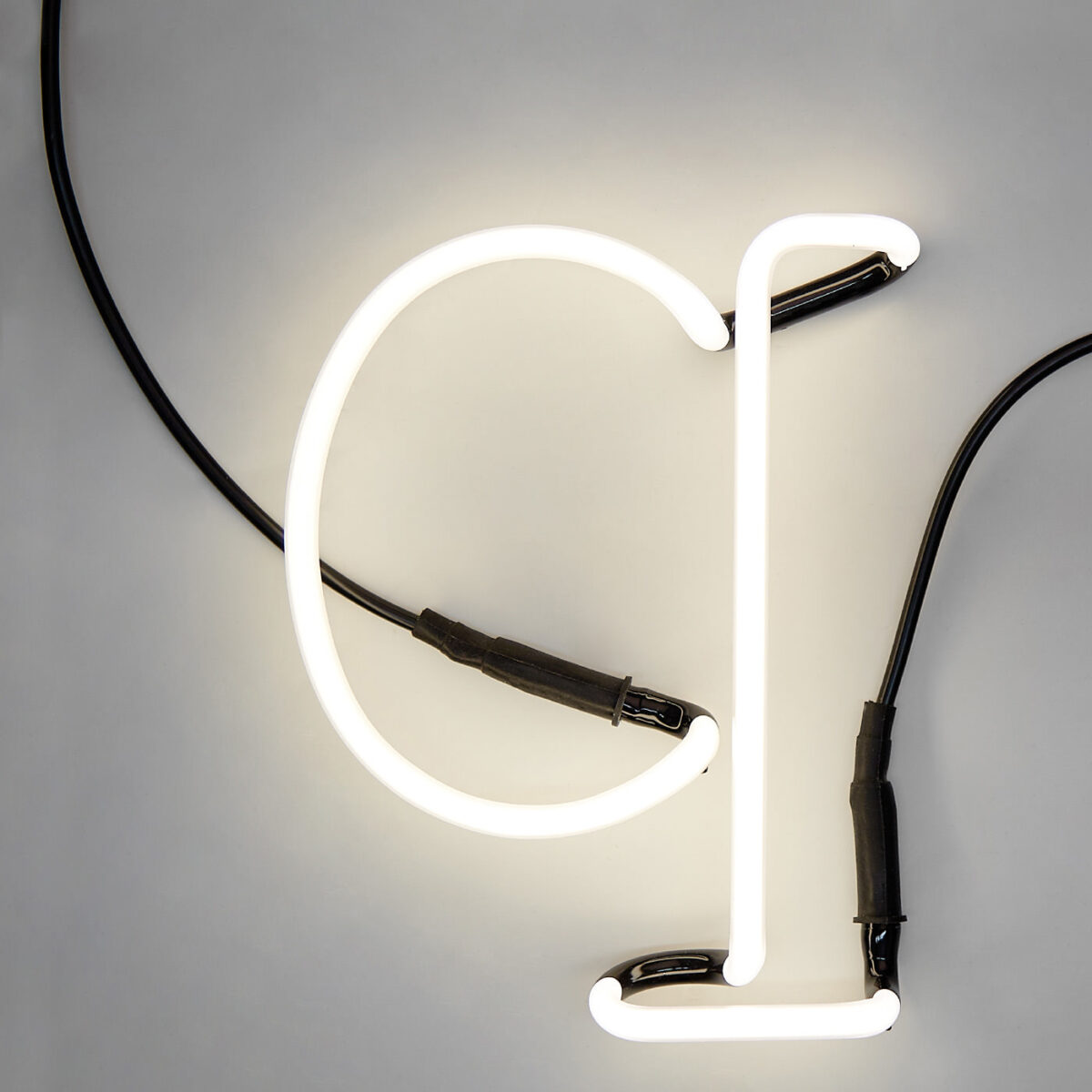 neon-q1.jpg
