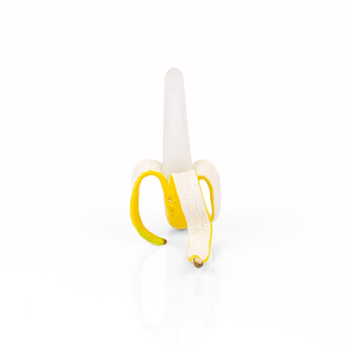 Seletti-Studio-Job-Banana-Lamp-Lighting-131123w9a3438-1.jpg