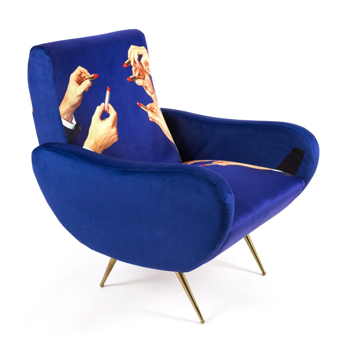 Seletti-Toiletpaper-Magazine-Armchair-160827