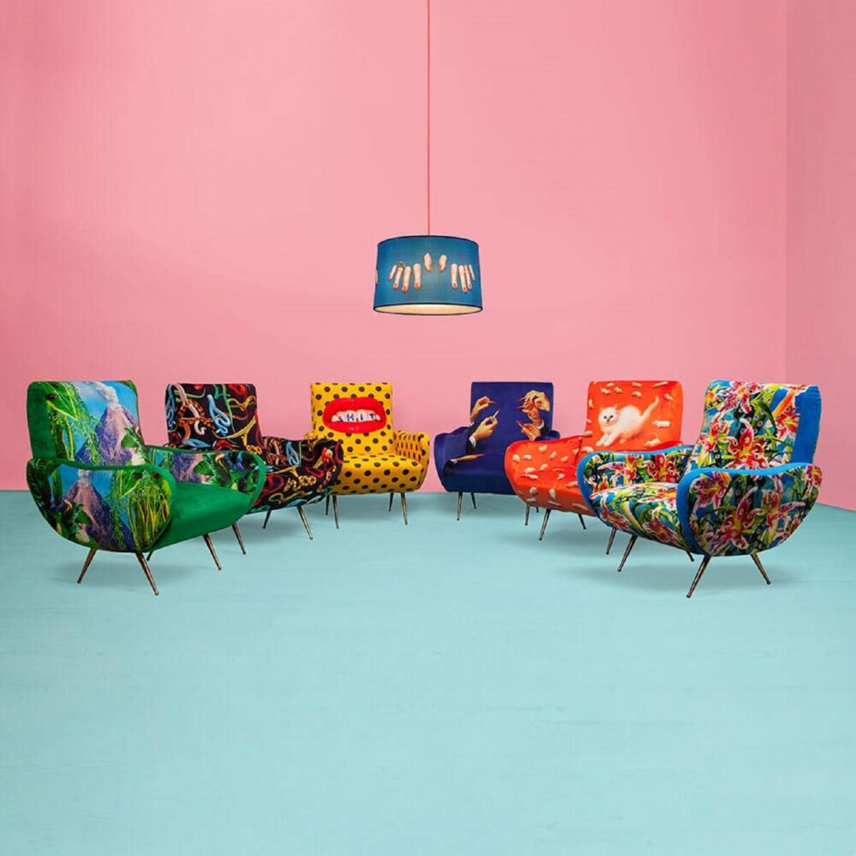 seletti-toiletpaper-roses-armchair
